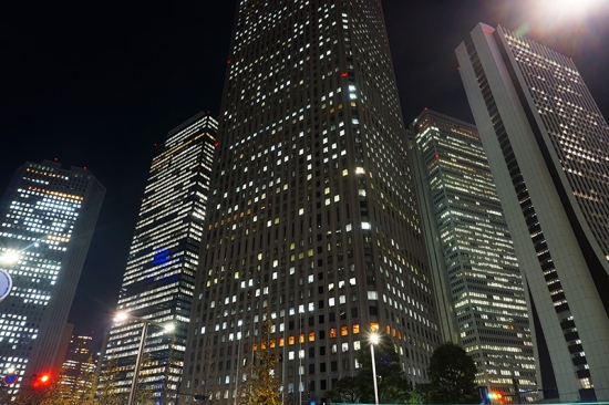 新宿西口 高層ビル街の夜景11